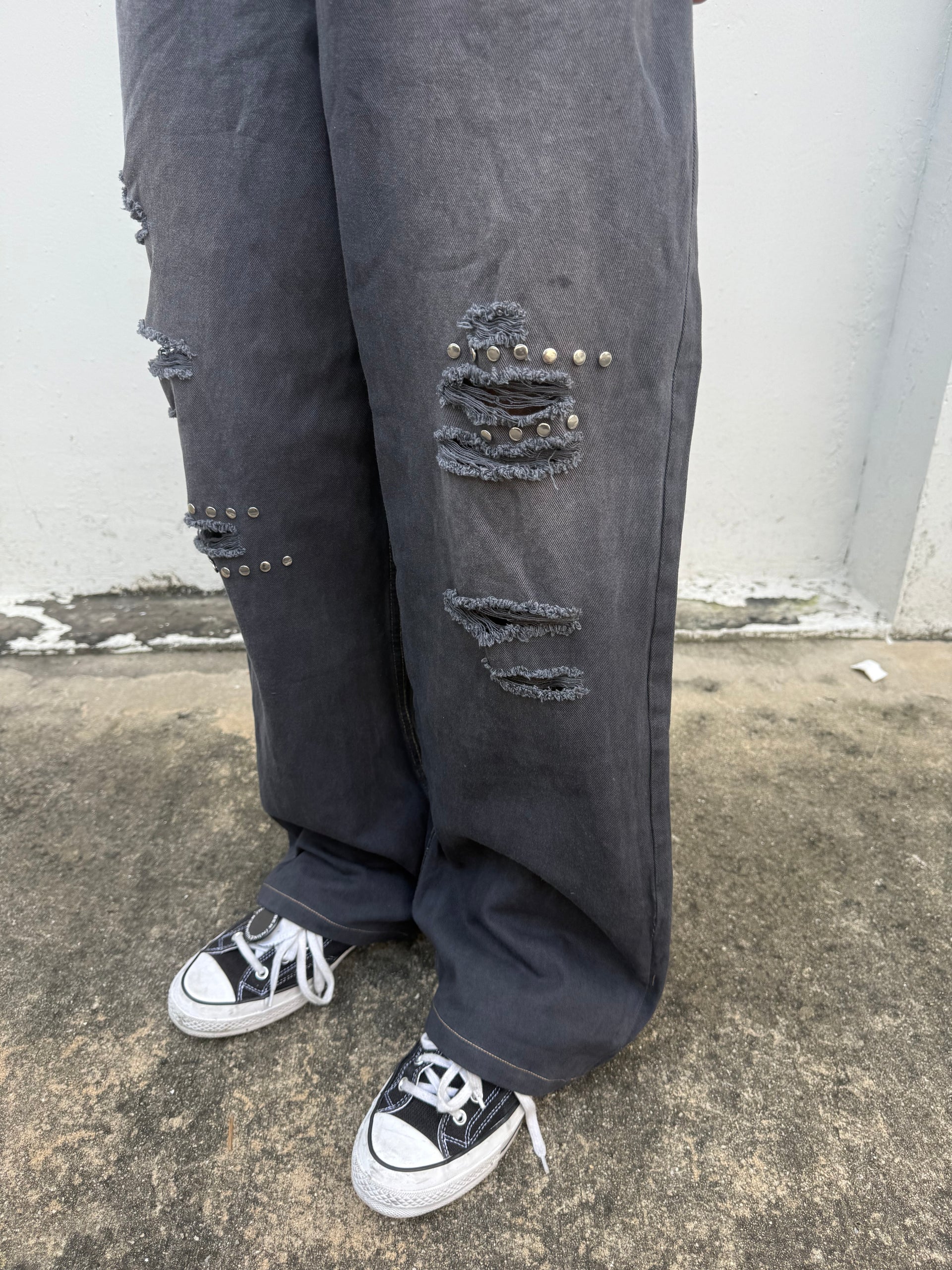 LONCHO REPAIRED STUDDED DENIMS