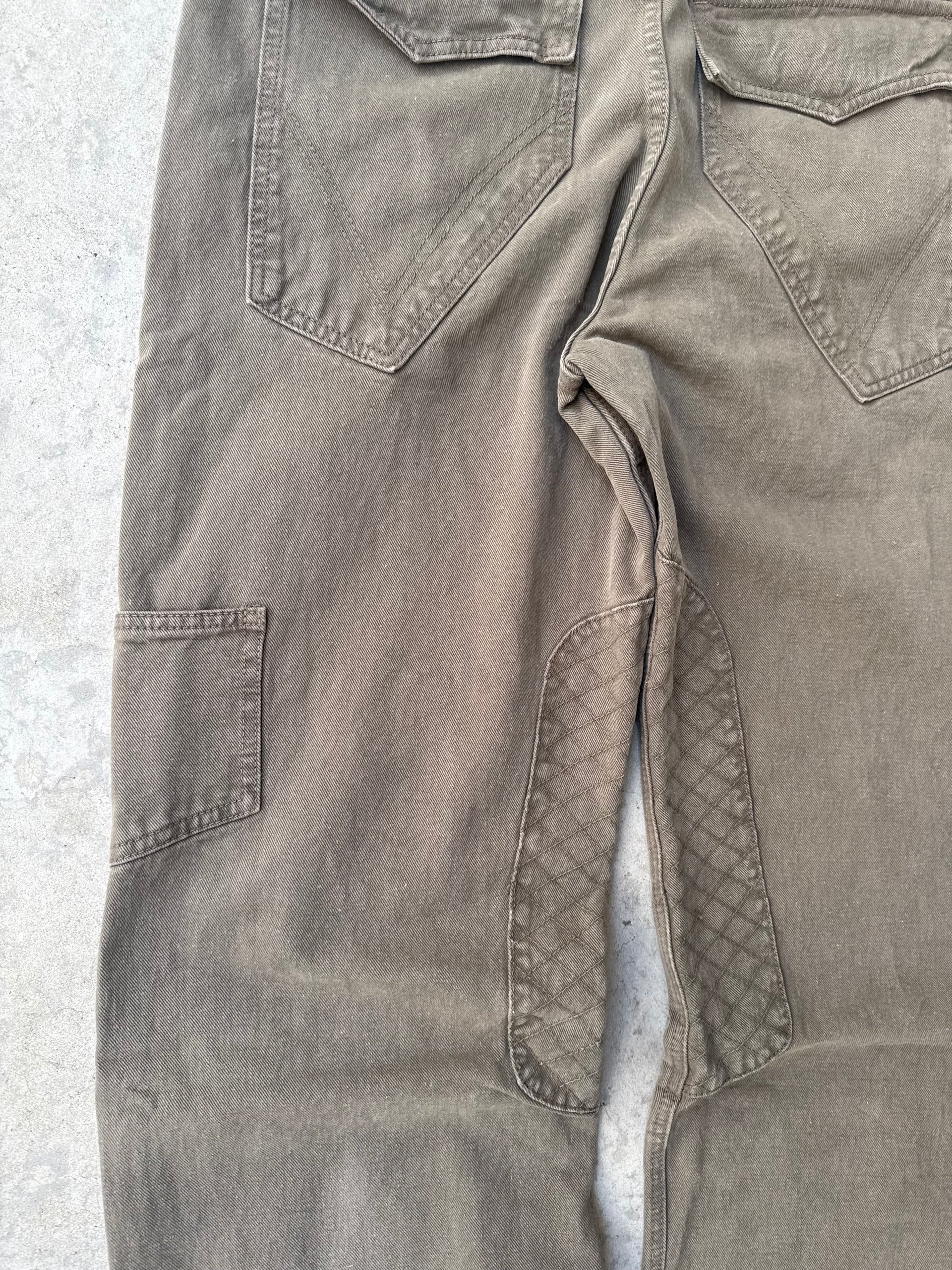 LONCHO REPAIRED CARPENTERS (OLIVE)