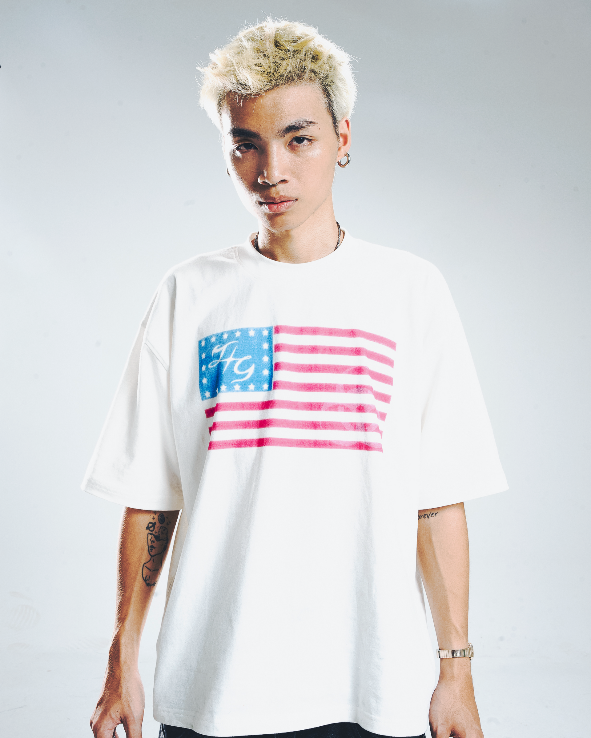 LONCHO “EXO USA FLAG TEE”