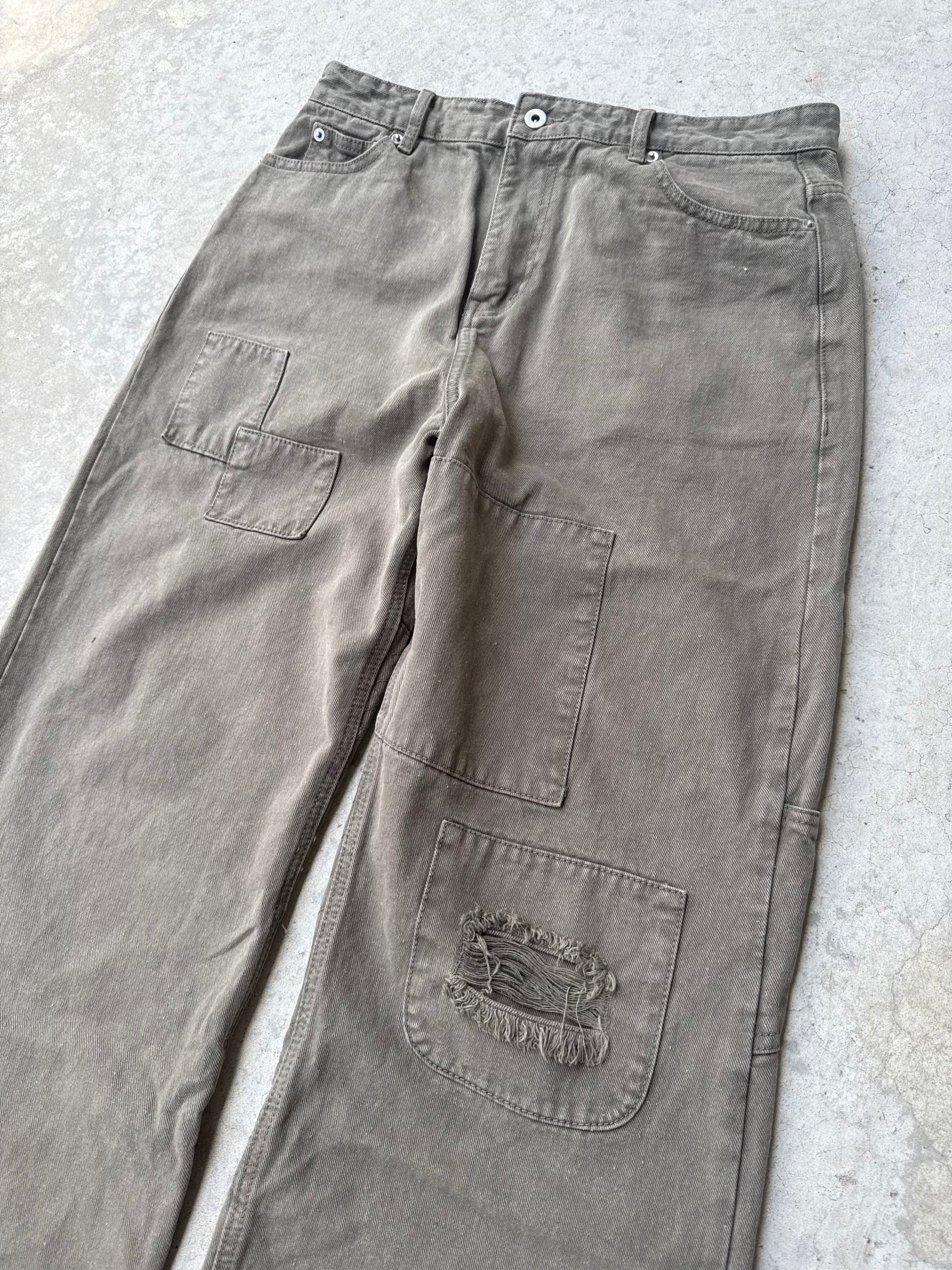 LONCHO REPAIRED CARPENTERS (OLIVE)