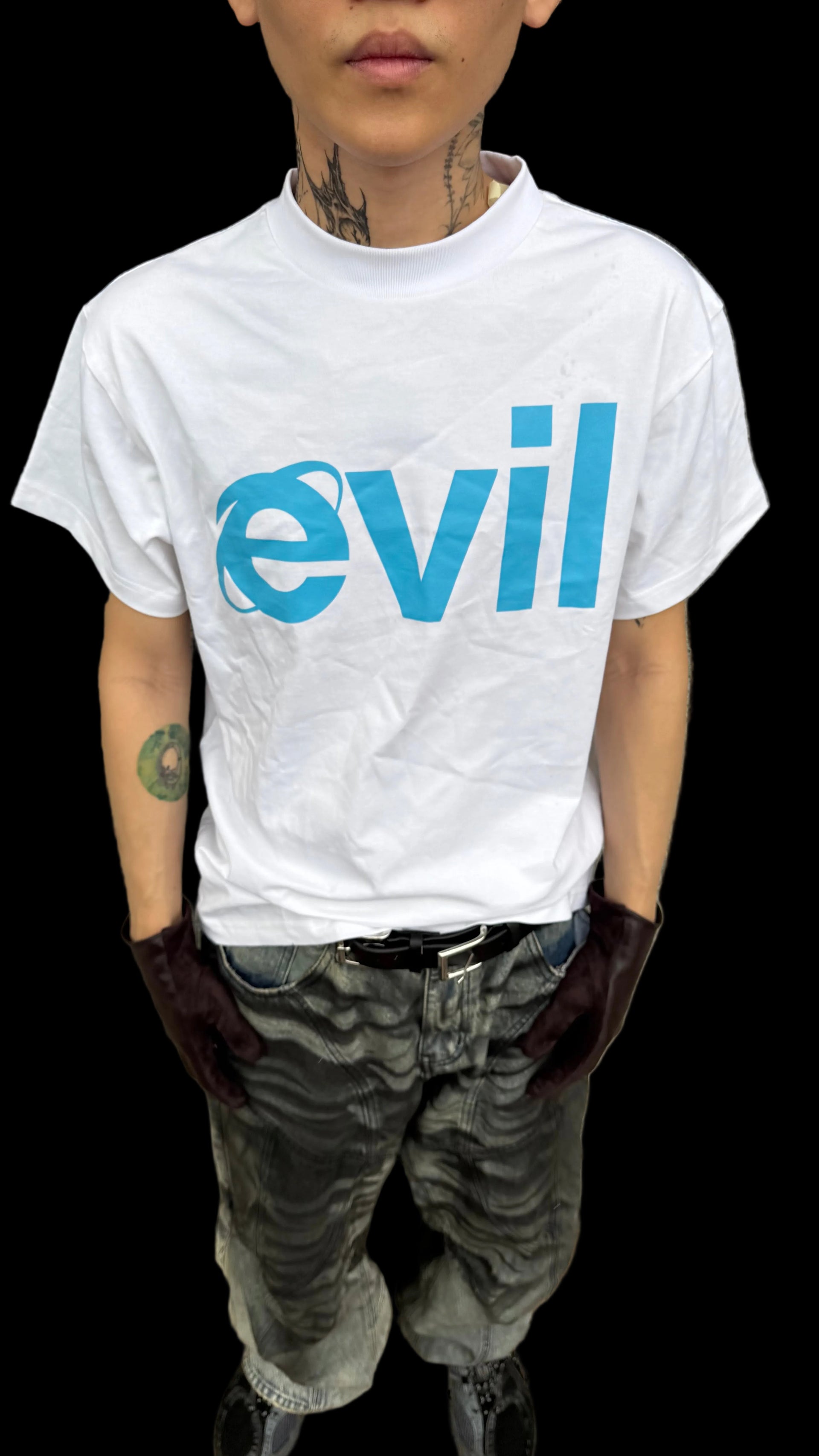 LONCHO “EVIL INTERNET TEE”