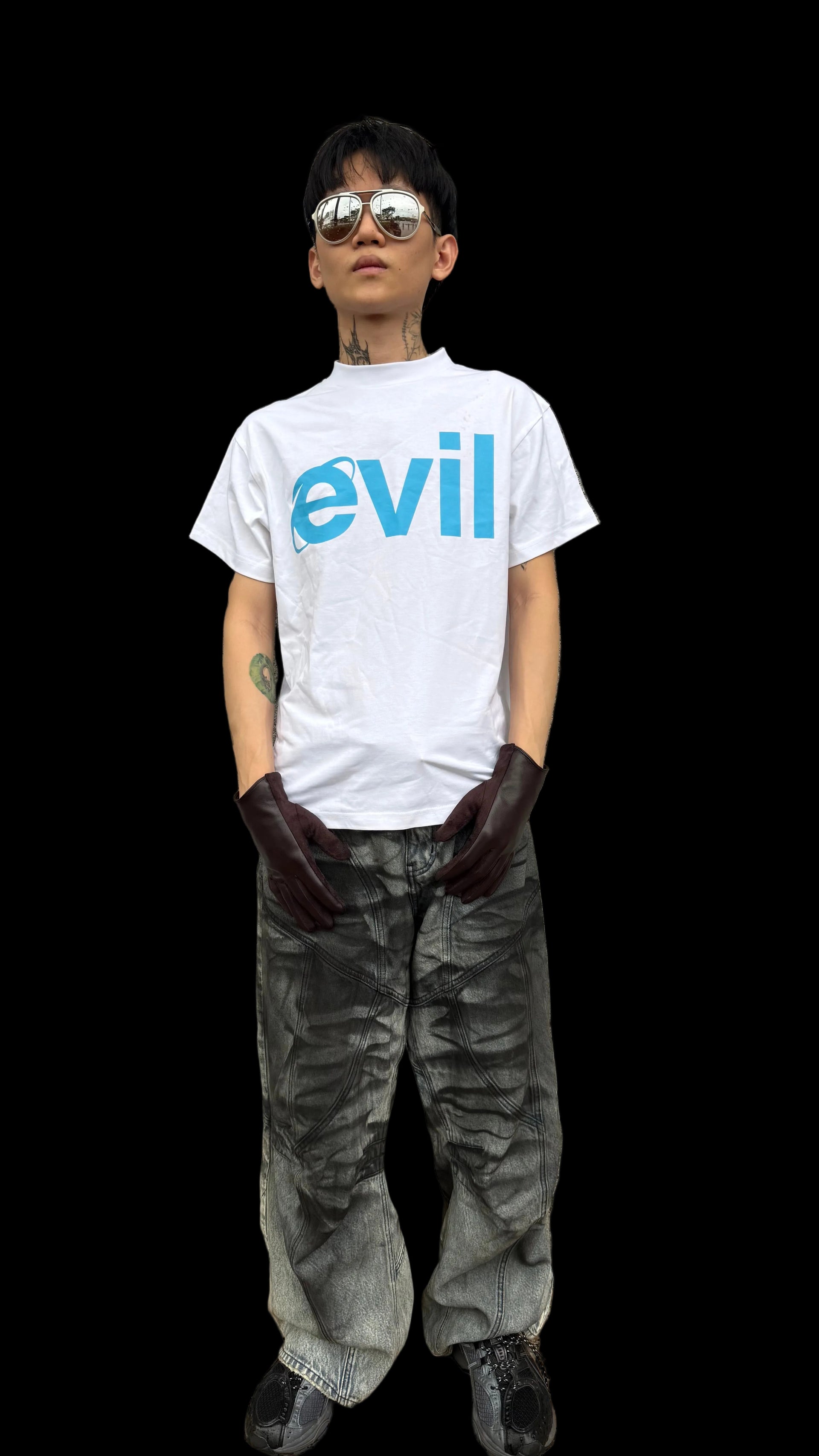 LONCHO “EVIL INTERNET TEE”
